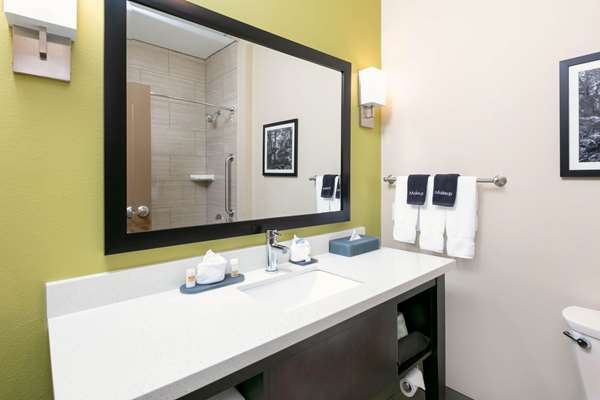  - La Quinta Inn & Suites University Area Tyler