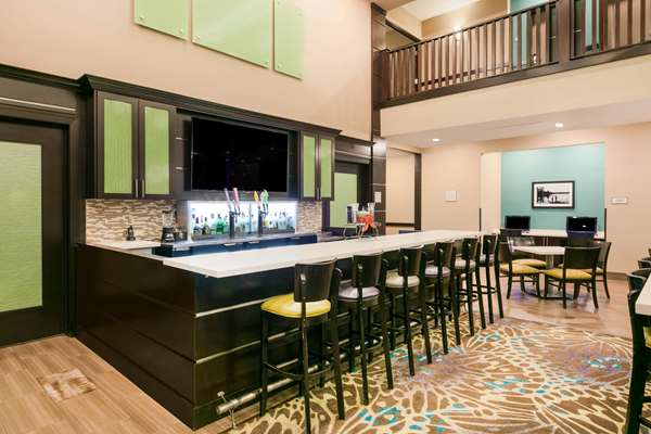 Bar - La Quinta Inn & Suites University Area Tyler