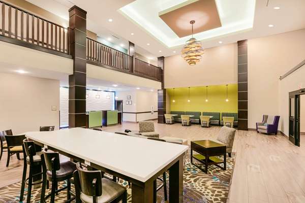  - La Quinta Inn & Suites University Area Tyler