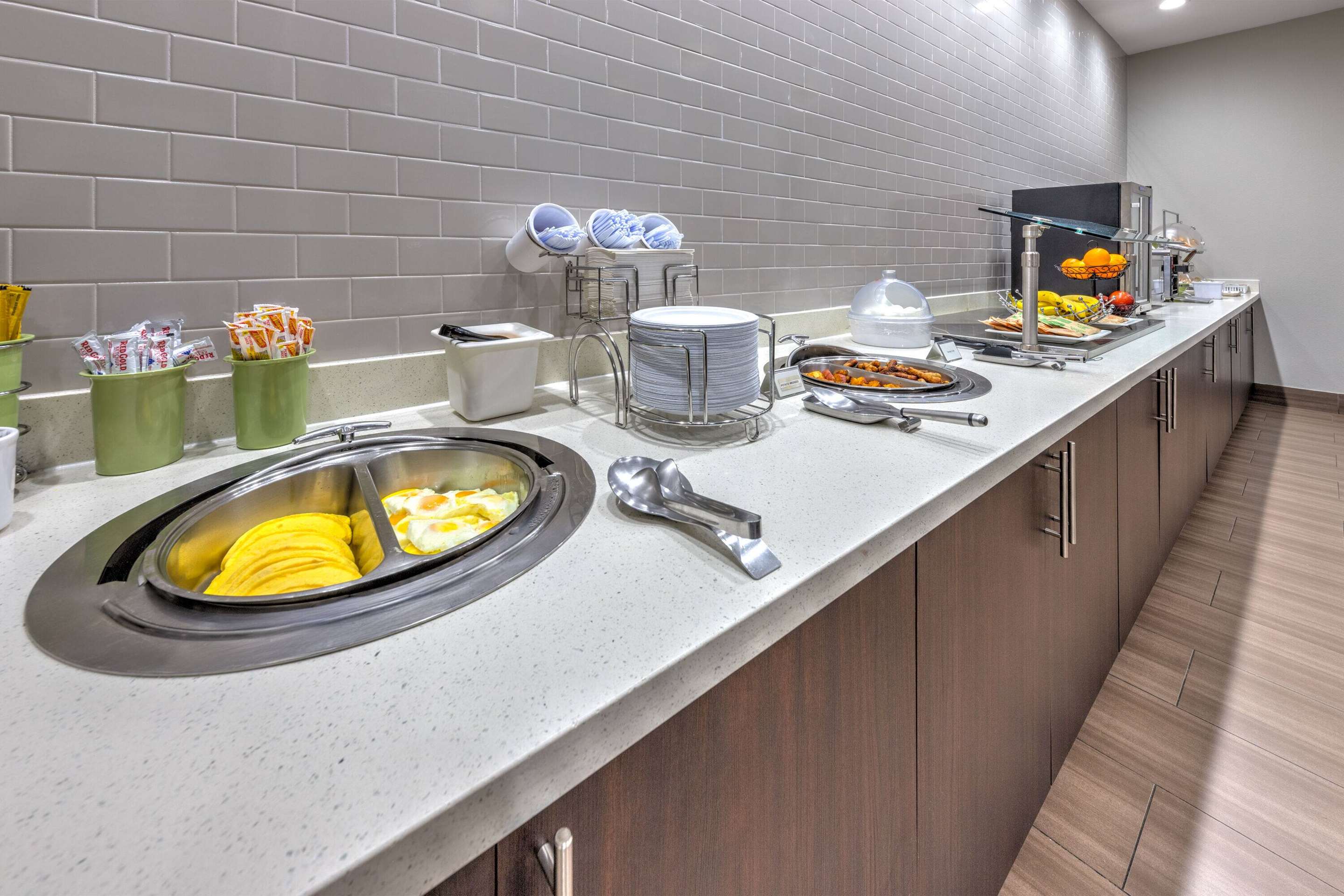Property amenity | La Quinta Inn & Suites by Wyndham Tyler - University Area