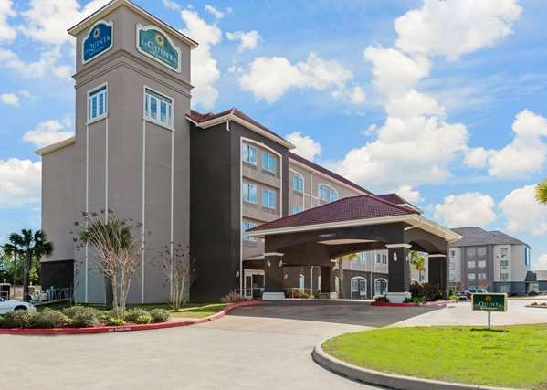 Exterior view - La Quinta Inn & Suites Leesville