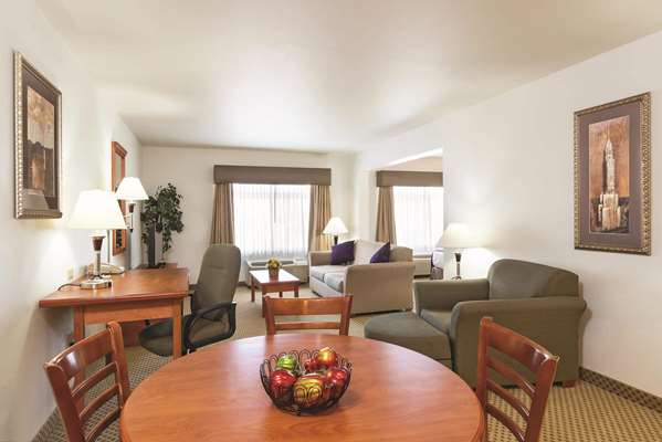 Suite - La Quinta Inn & Suites Kennewick