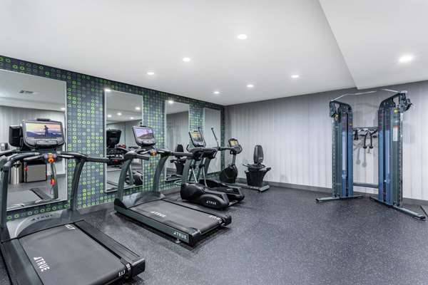 Fitness/ Exercise Room - La Quinta Inn & Suites Central Tampa