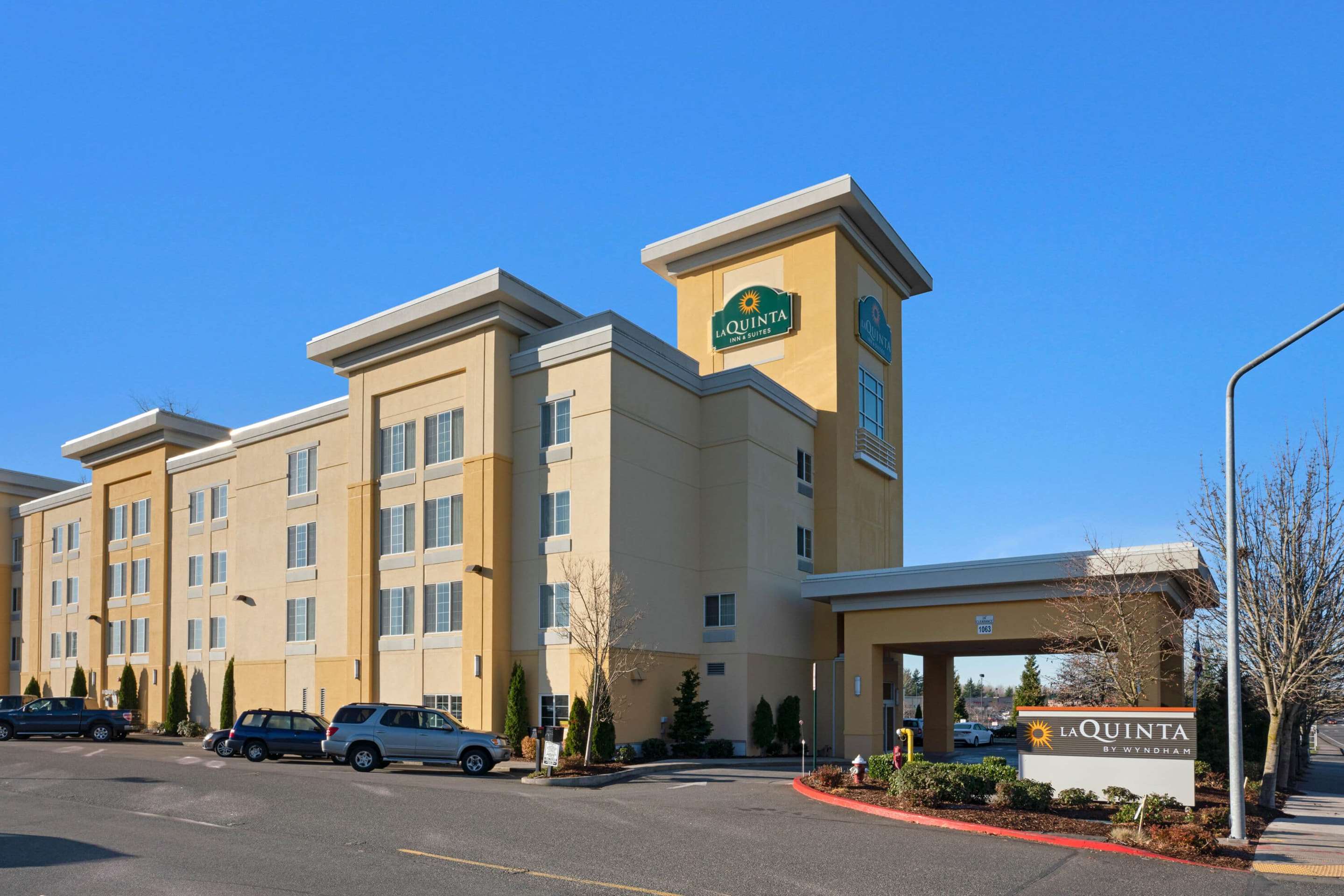 Exterior | La Quinta Inn & Suites by Wyndham Bellingham