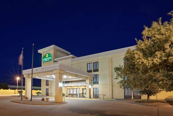 Exterior view - La Quinta Inn & Suites Salina - I-70, Exit 252