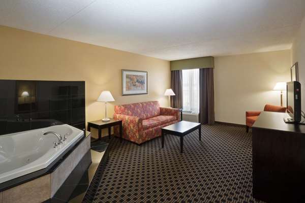 Suite - La Quinta Inn & Suites Salina - I-70, Exit 252