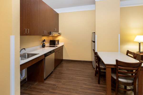 - La Quinta Inn & Suites Northwest Beltway 8 Houston