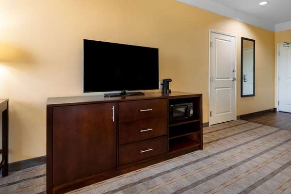  - La Quinta Inn & Suites Northwest Beltway 8 Houston