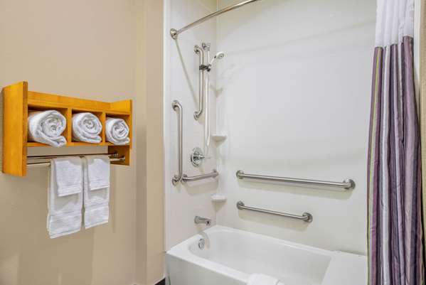  - La Quinta Inn & Suites West Little Rock - I-430, Exit 5