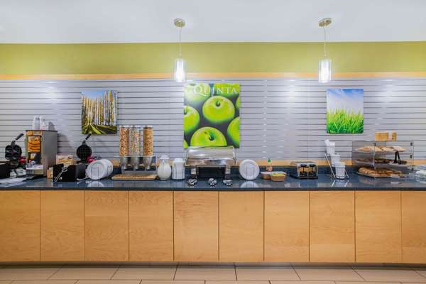  - La Quinta Inn & Suites West Little Rock - I-430, Exit 5