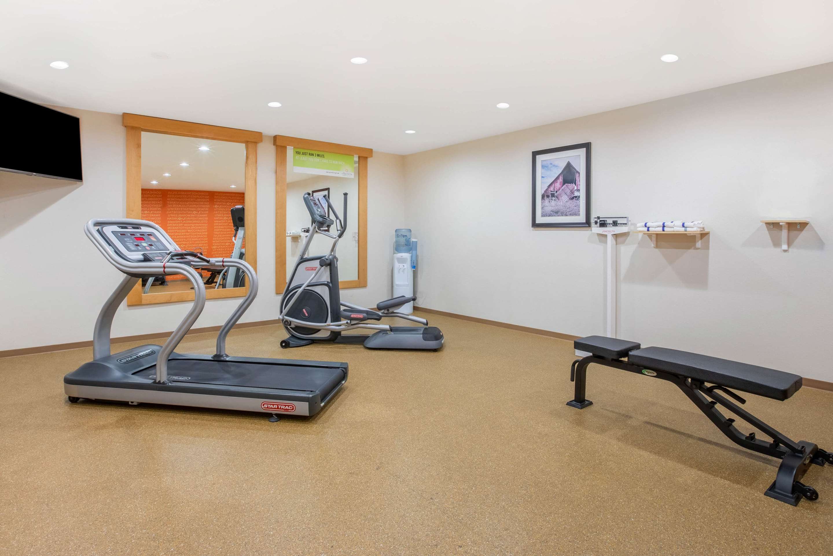 Health club | La Quinta Inn & Suites by Wyndham Little Rock - West