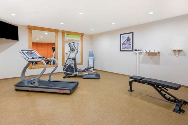 Fitness/ Exercise Room - La Quinta Inn & Suites West Little Rock - I-430, Exit 5