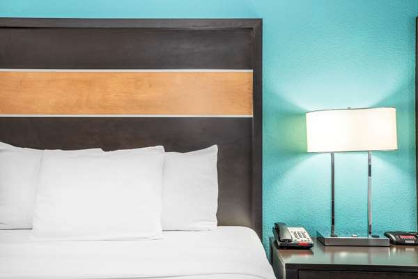  - La Quinta Inn & Suites West Little Rock - I-430, Exit 5