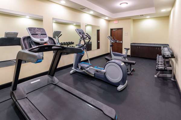 Fitness/ Exercise Room - La Quinta Inn & Suites Durant