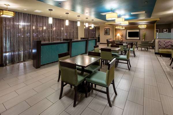 Restaurant - La Quinta Inn & Suites Durant