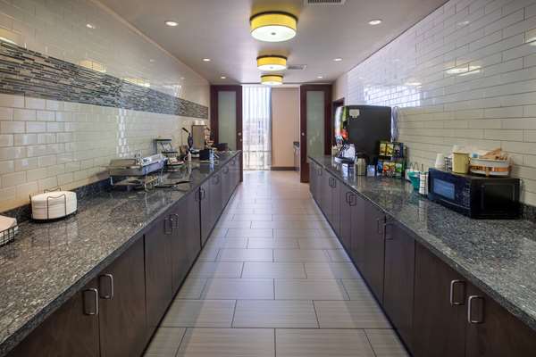 Restaurant - La Quinta Inn & Suites Durant