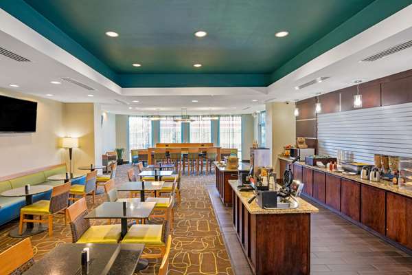 Restaurant - La Quinta Inn & Suites FM 1960 Willowbrook Houston