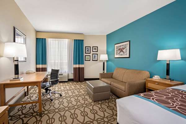  - La Quinta Inn & Suites FM 1960 Willowbrook Houston