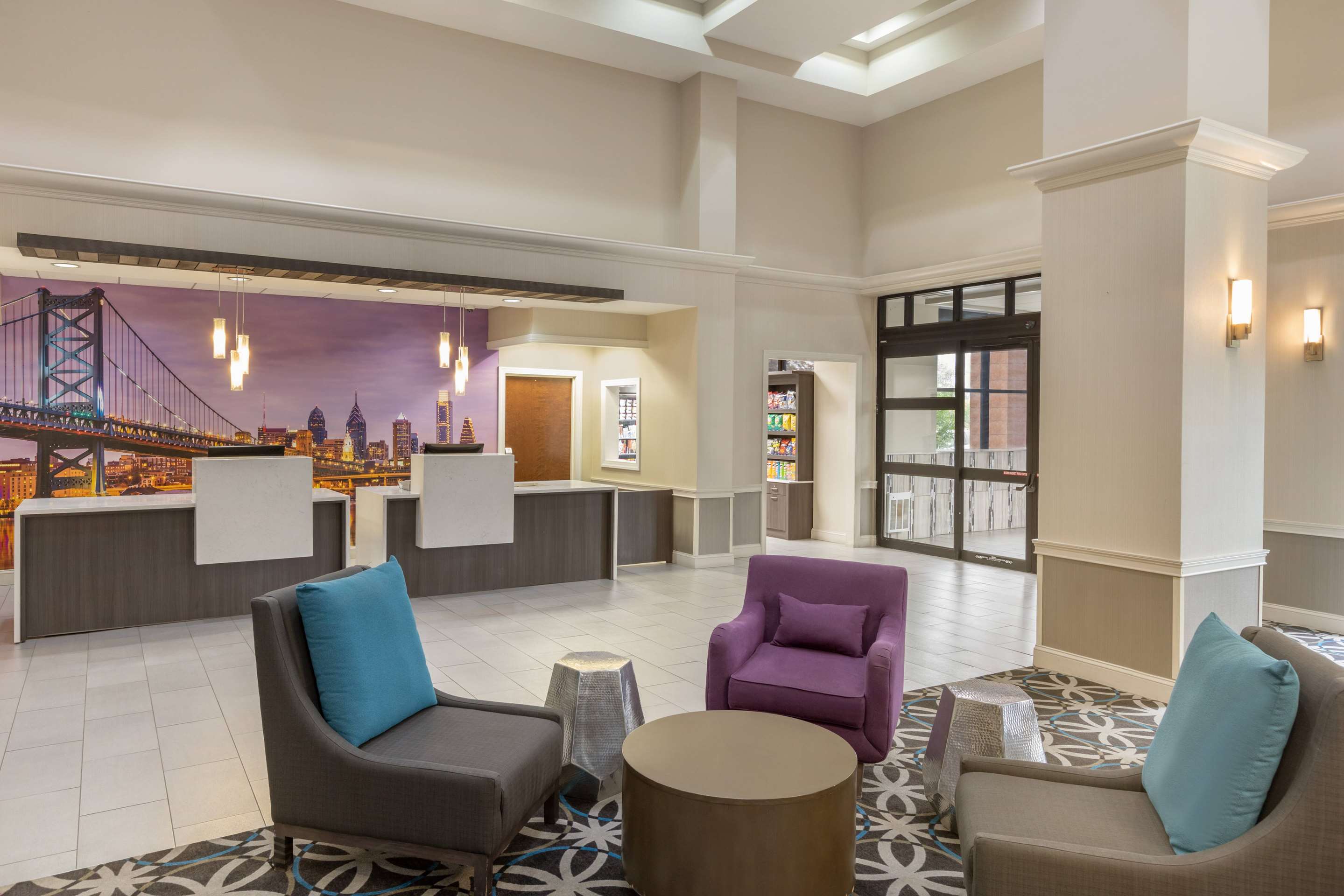 Lobby | La Quinta Inn & Suites by Wyndham Newark - Elkton