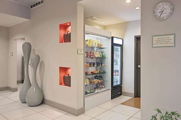  - La Quinta Inn & Suites Hershey Harrisburg - I-81, Exit 77