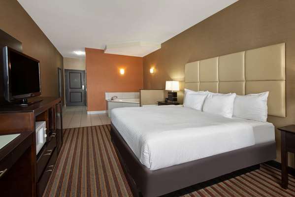 Suite - La Quinta Inn & Suites Hershey Harrisburg - I-81, Exit 77