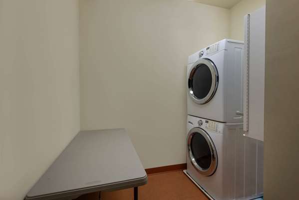 Amenities - La Quinta Inn & Suites Hershey Harrisburg - I-81, Exit 77