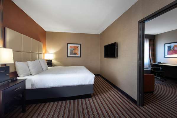 Suite - La Quinta Inn & Suites Hershey Harrisburg - I-81, Exit 77