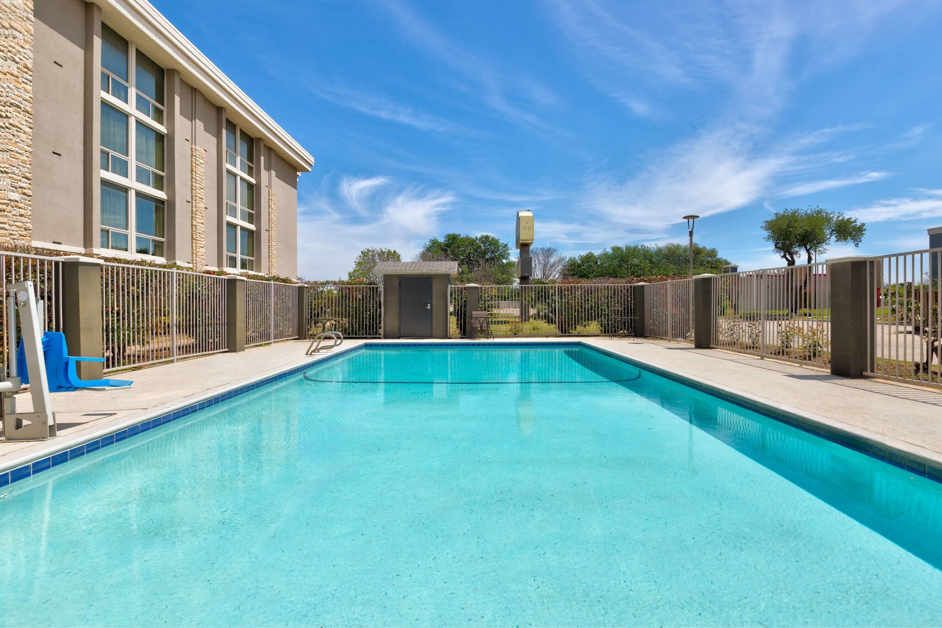 Pool - indoor