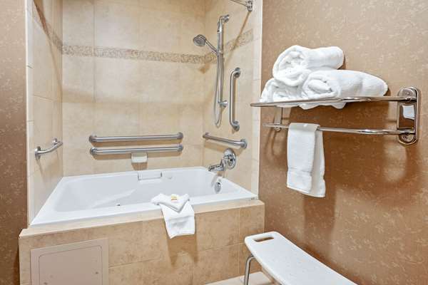  - La Quinta Inn & Suites Towne Square Boise