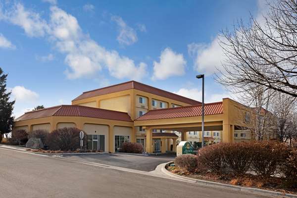 Exterior view - La Quinta Inn & Suites Towne Square Boise