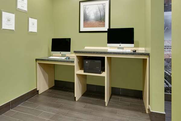 Conference Area - La Quinta Inn & Suites Starkville