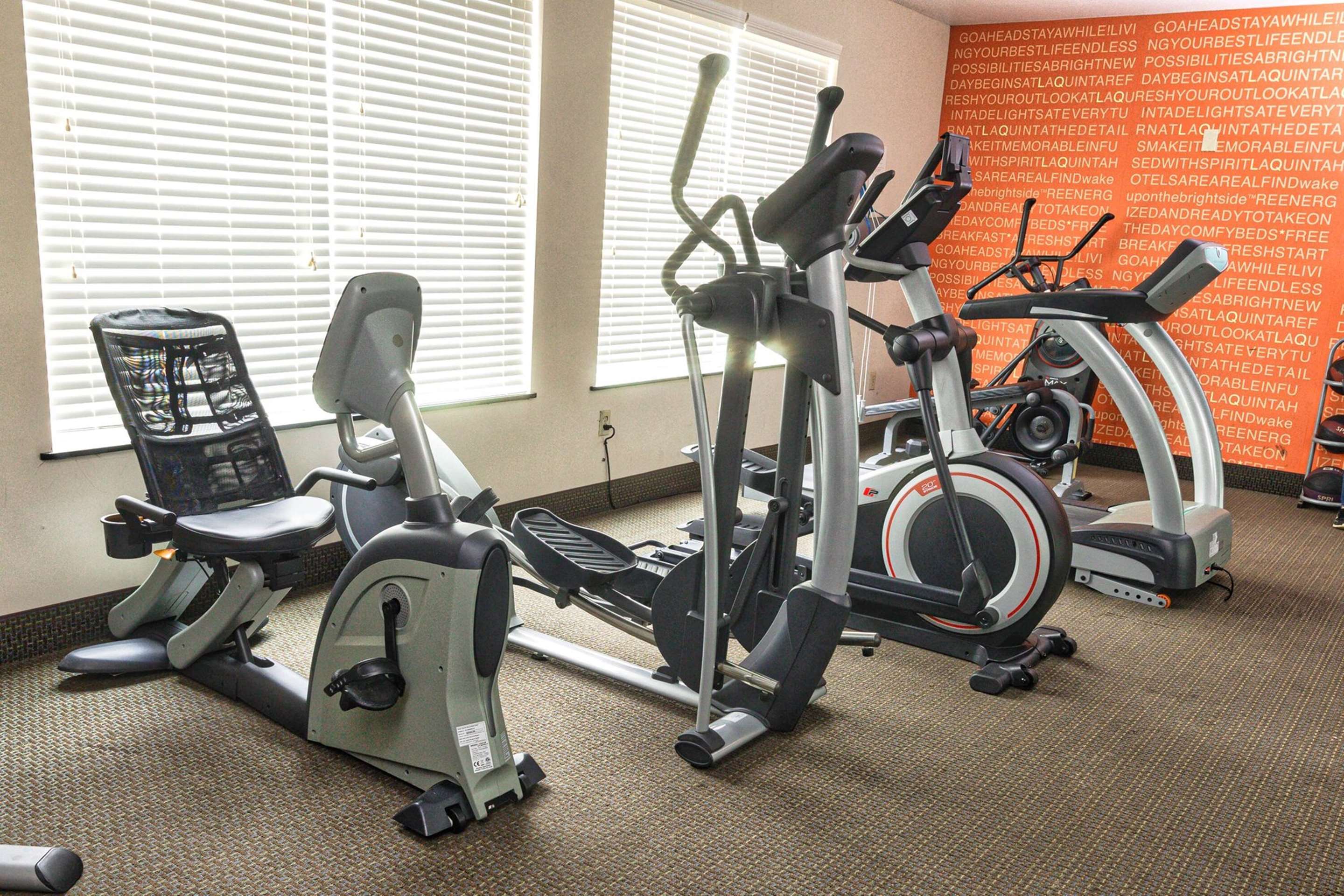 Health club fitness center gym | La Quinta Inn & Suites by Wyndham Starkville at MSU