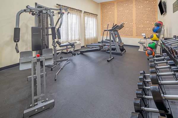 Fitness/ Exercise Room - La Quinta Inn & Suites Gonzales - I-10, Exit 177
