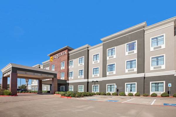 Exterior view - La Quinta Inn & Suites North Pasadena