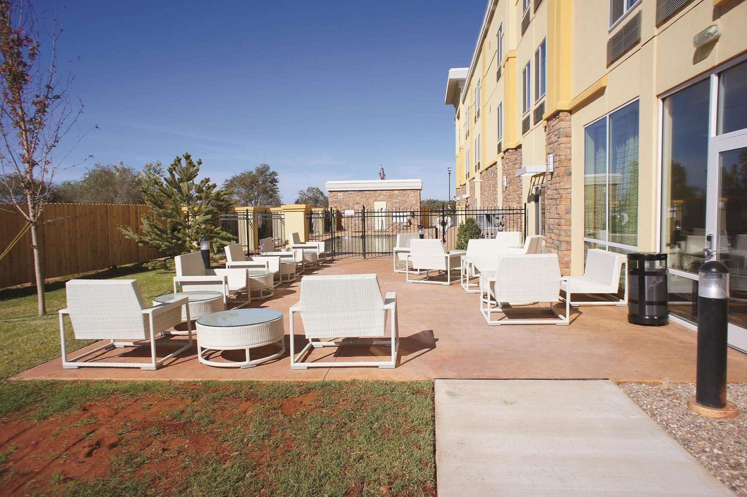 La Quinta Inn & Suites Elk City, OK See Discounts