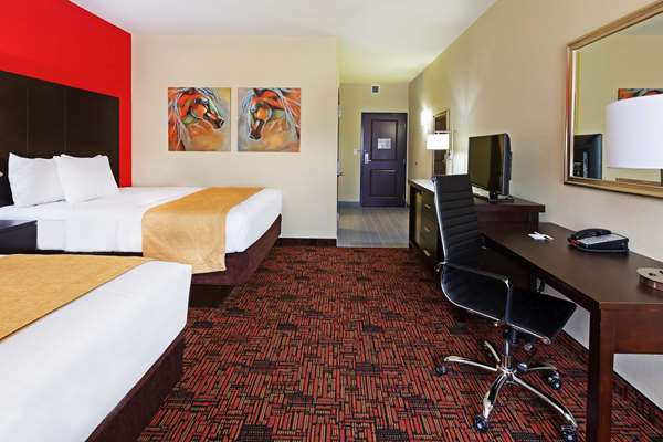  - La Quinta Inn & Suites Elk City - I-40, Exit 41