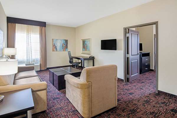 Suite - La Quinta Inn & Suites Elk City - I-40, Exit 41