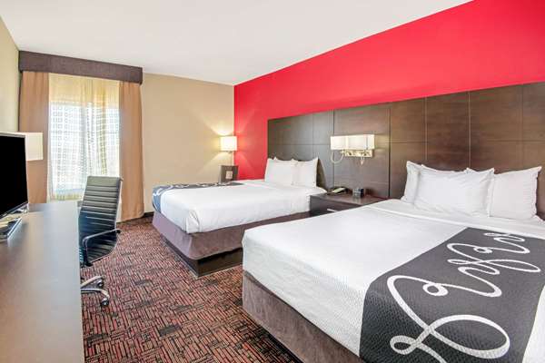  - La Quinta Inn & Suites Elk City - I-40, Exit 41