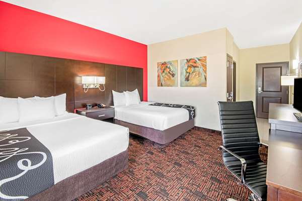  - La Quinta Inn & Suites Elk City - I-40, Exit 41