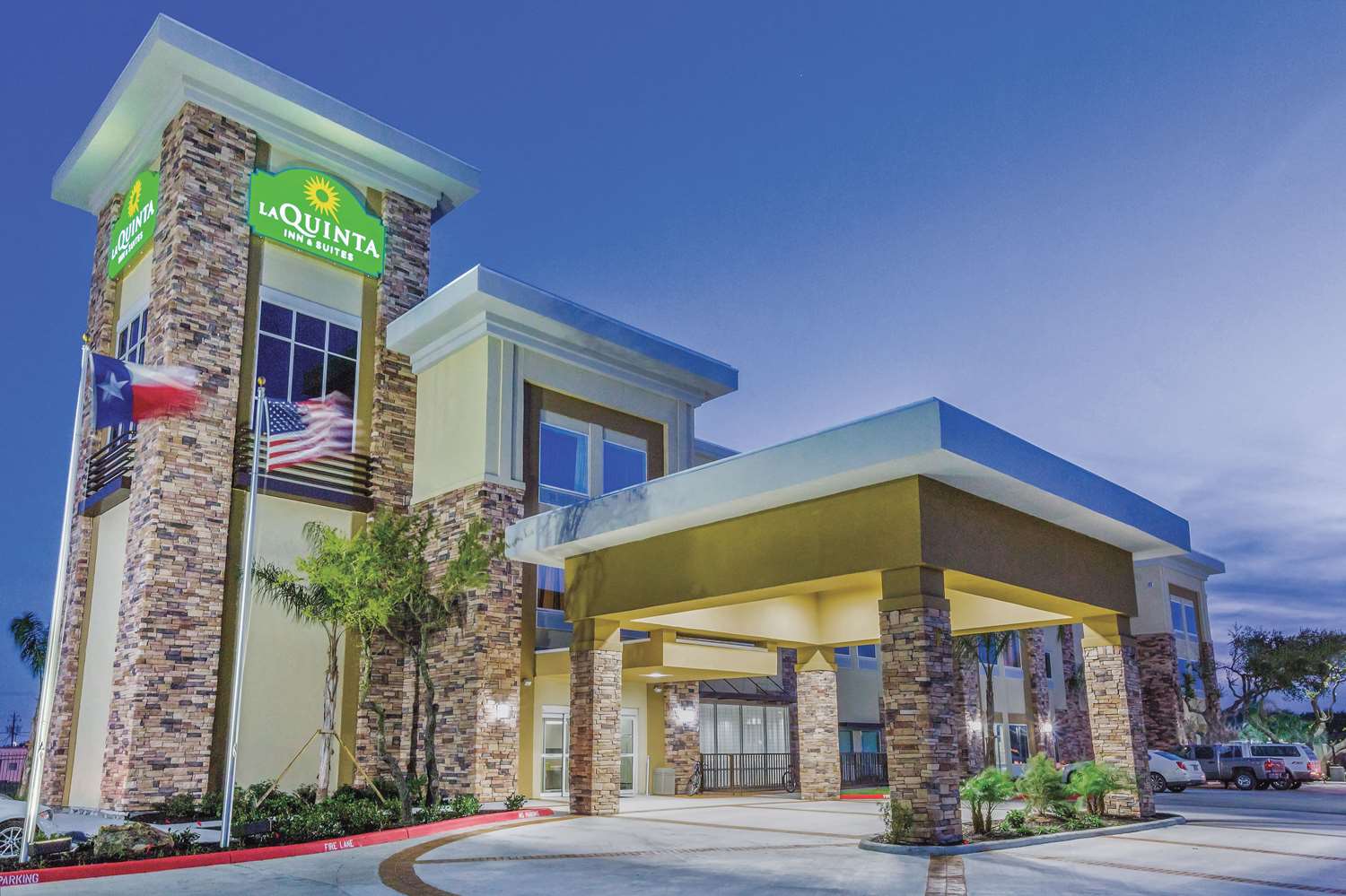 La Quinta Inn & Suites Rockport, TX See Discounts