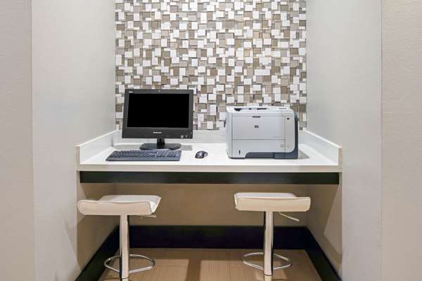 Conference Area - La Quinta Inn & Suites Rockport