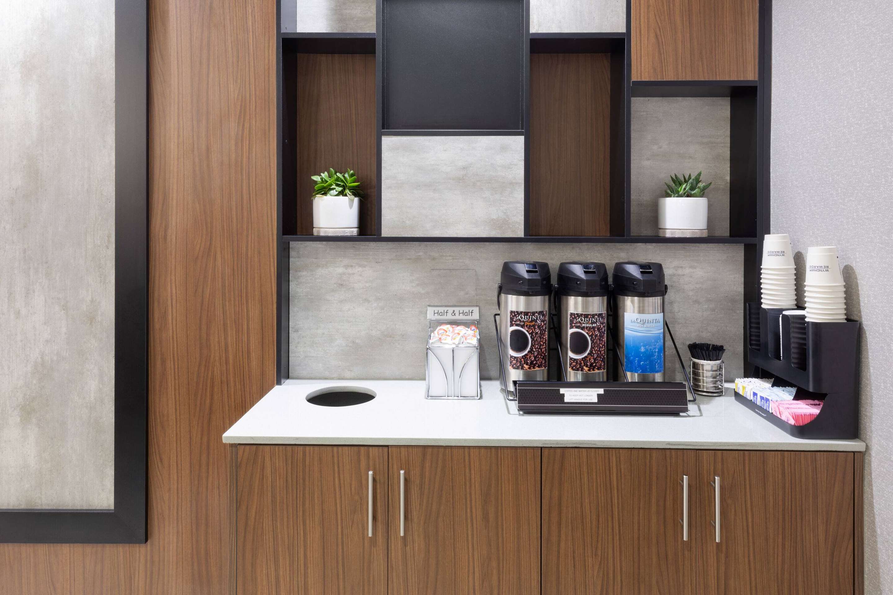 Property amenity | La Quinta Inn & Suites by Wyndham Rockport - Fulton