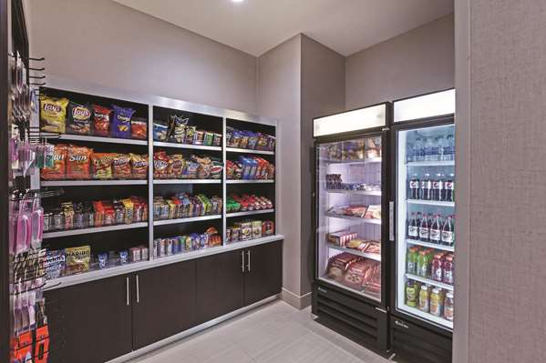  - La Quinta Inn & Suites South College Station