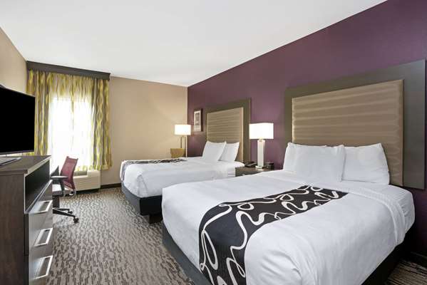  - La Quinta Inn & Suites South College Station