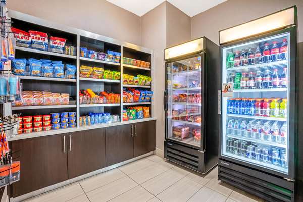  - La Quinta Inn & Suites South College Station