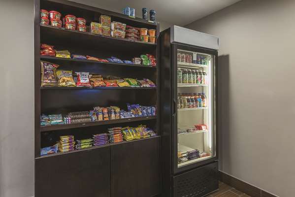  - La Quinta Inn & Suites Brooklyn