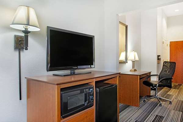  - La Quinta Inn & Suites SGF Airport Springfield - I-44, Exit 75