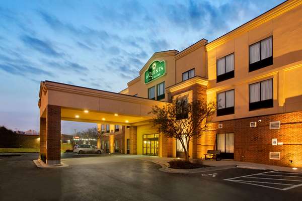 Exterior view - La Quinta Inn & Suites SGF Airport Springfield - I-44, Exit 75
