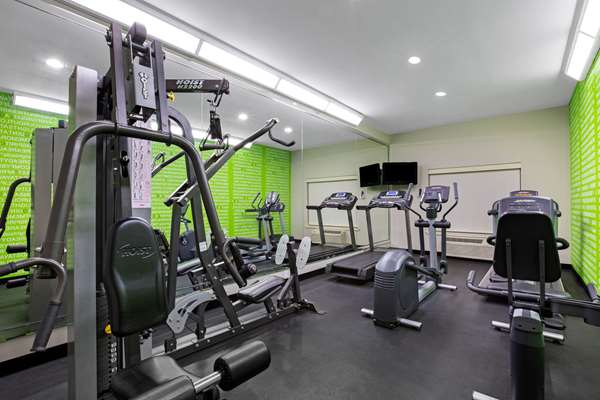 Fitness/ Exercise Room - La Quinta Inn & Suites North Pharr
