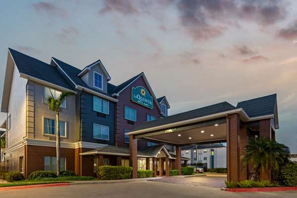 Exterior view - La Quinta Inn & Suites North Pharr